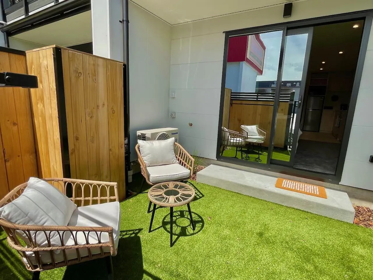 Charming Cbd Studio Apartment クライストチャーチ